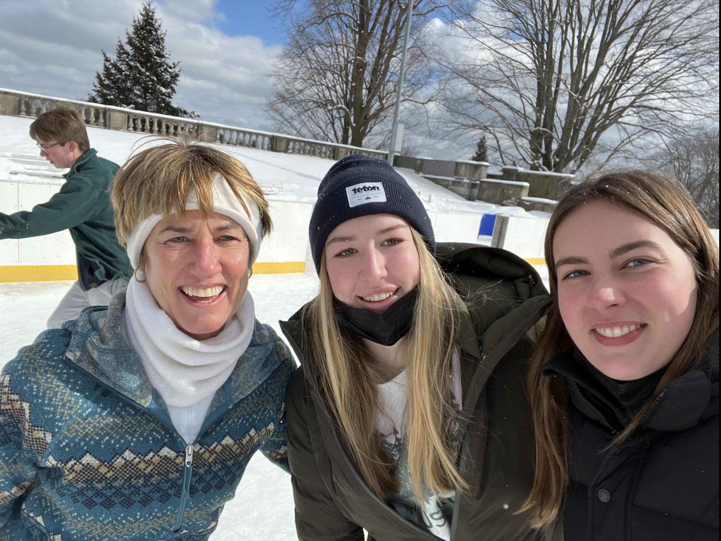 Juniors Ice Skating